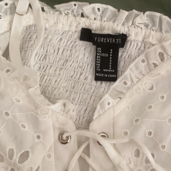 Crop top - Picture 3 of 3